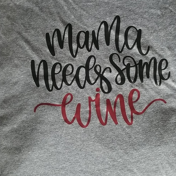 Mama needs some wine tank - Picture 2 of 3